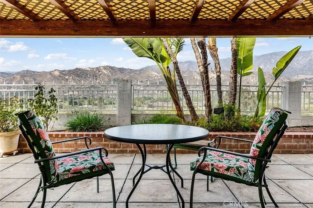 9071 Riderwood Drive, Sunland