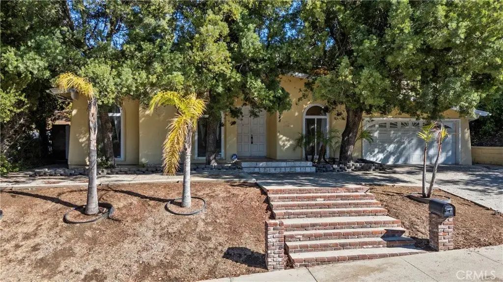 4348 Topanga Canyon, Woodland Hills