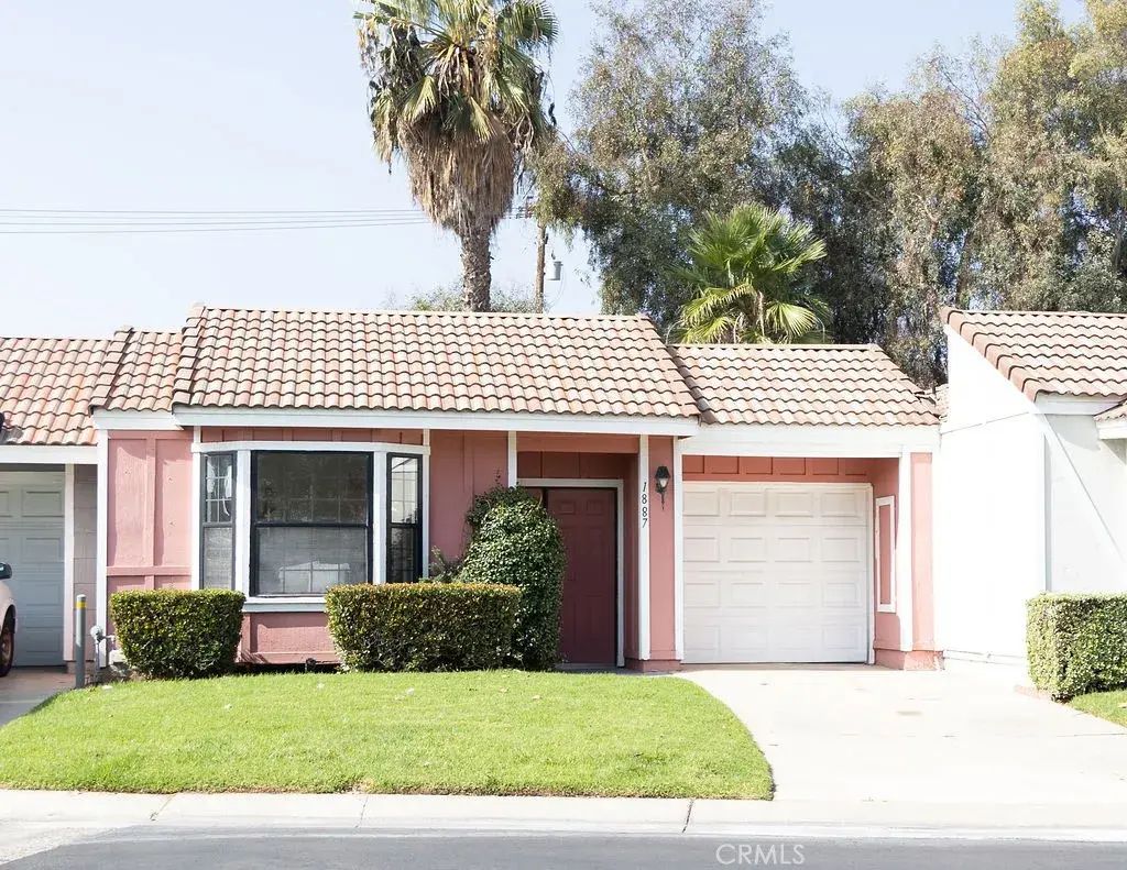 1887 Club Drive, Pomona