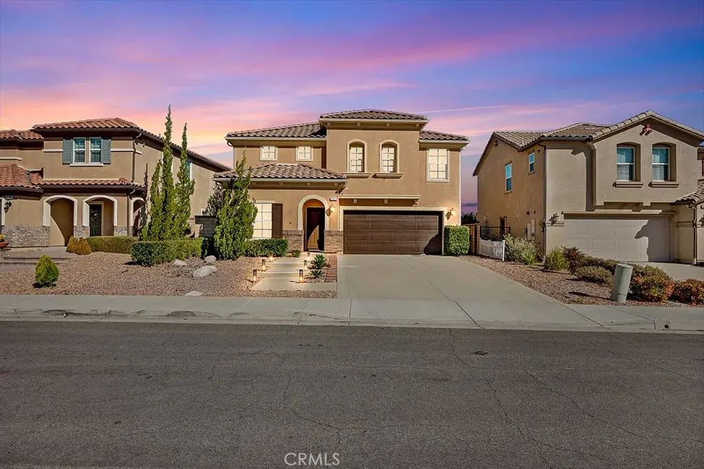 2727 Goldenrain Street, Palmdale