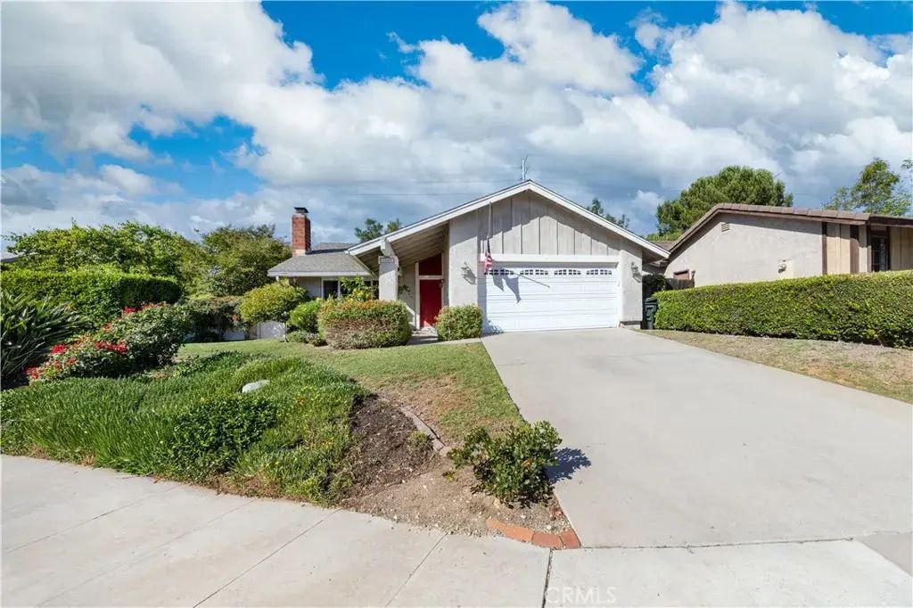2669 Calle Bienvenido, Thousand Oaks
