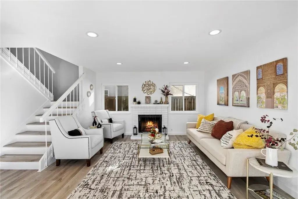 28481 La Noche, Mission Viejo