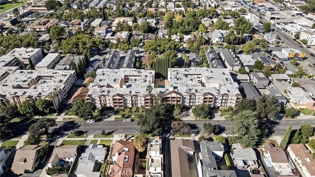 125 Allen 306, Pasadena