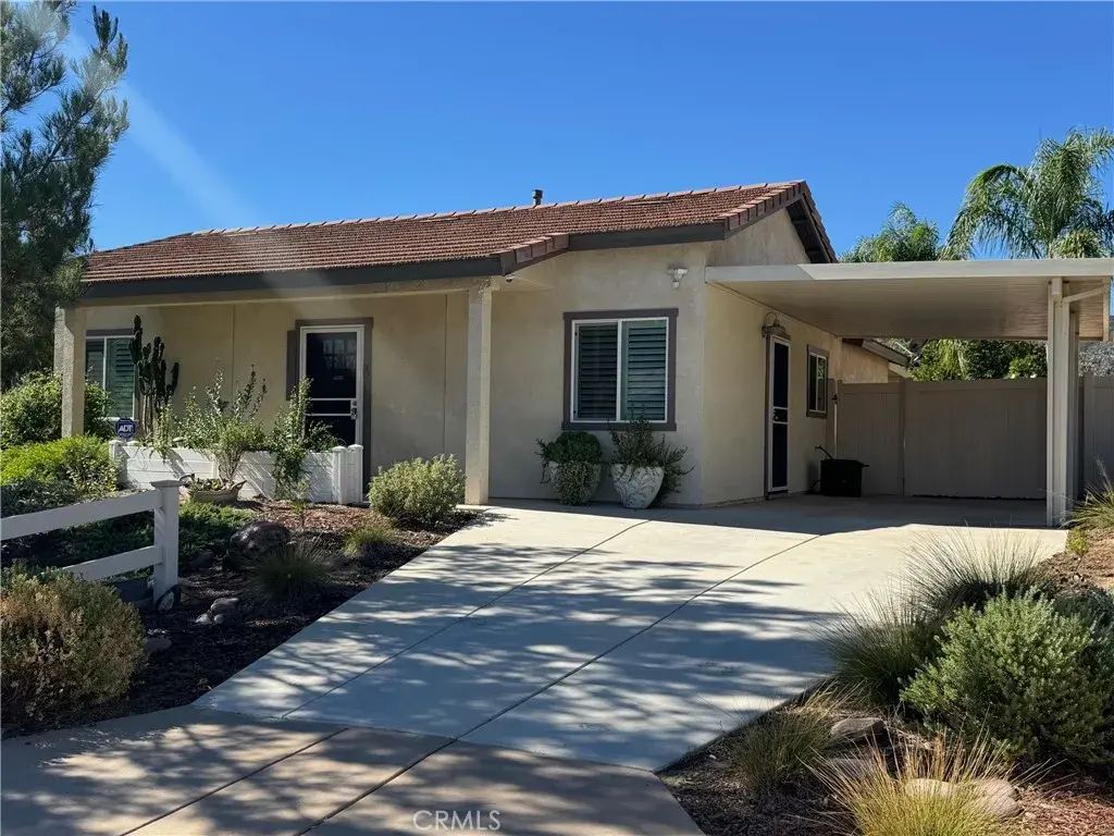 23843 Hayes Avenue Adu, Murrieta