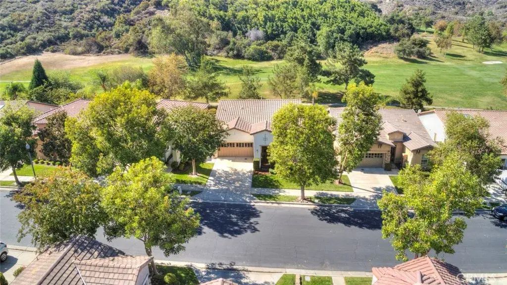 24627 Gleneagles Drive, Corona