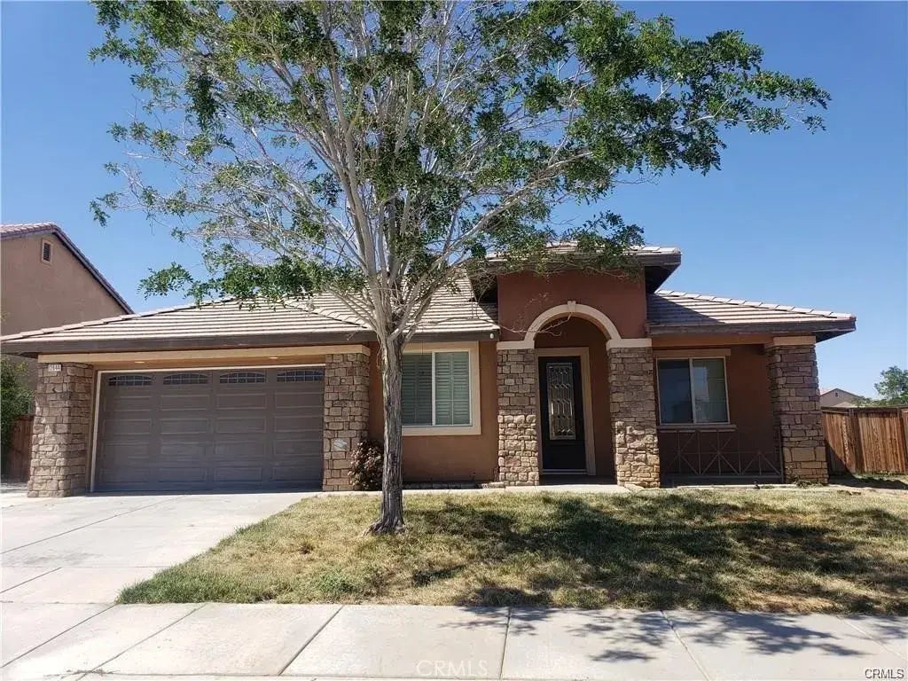 12644 Madrona St, Victorville