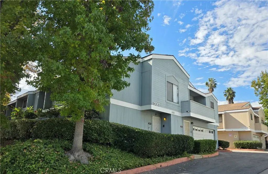 13087 Hubbard 5, Sylmar