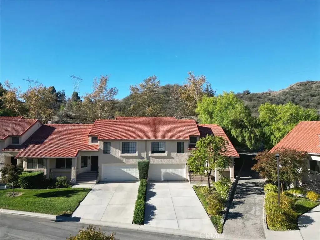 20055 Avenue Of The Oaks 220, Newhall