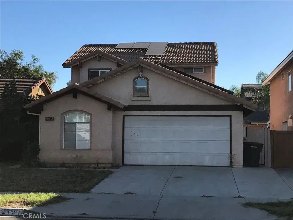 2107 Star Thistle, Perris