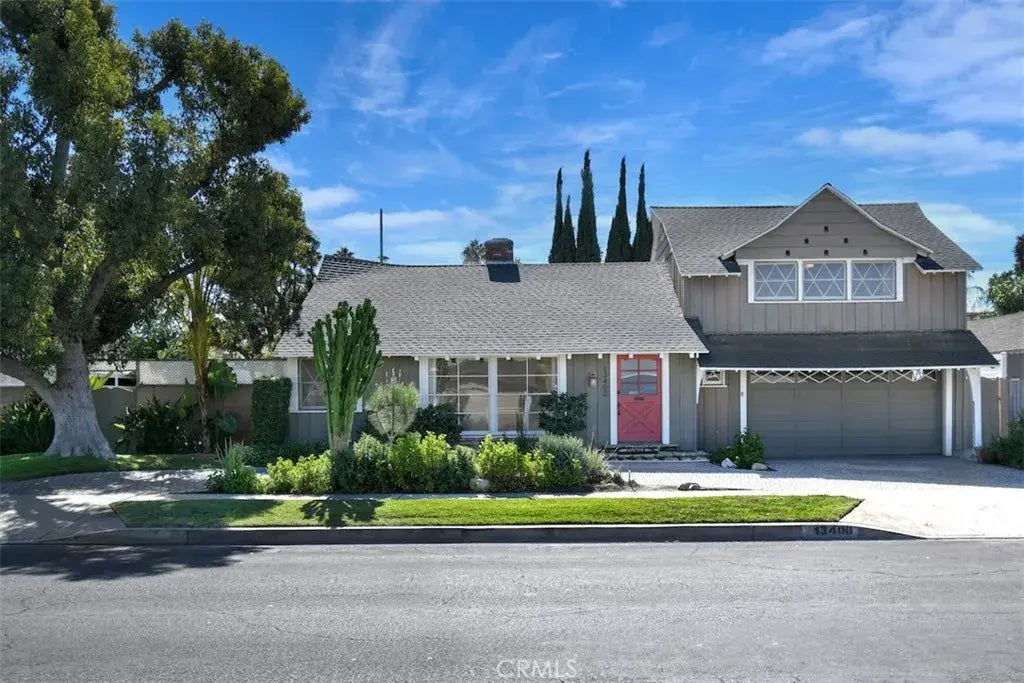 13400 Hartland Street, Valley Glen
