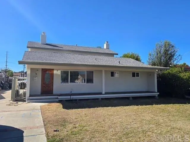 868 Pearl Place, El Cajon