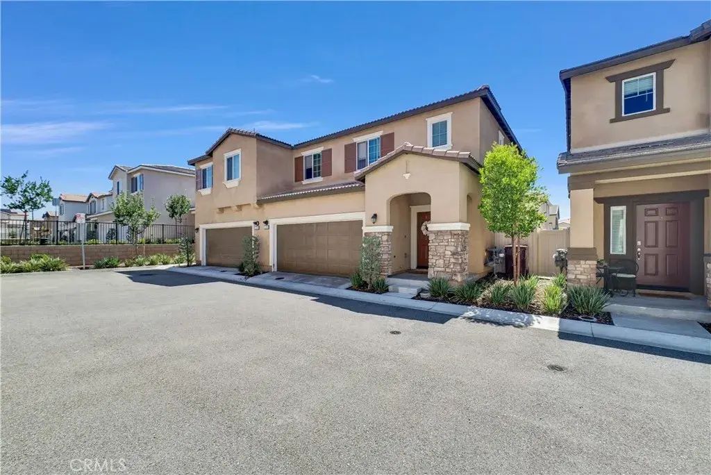 24246 Hazelnut, Murrieta