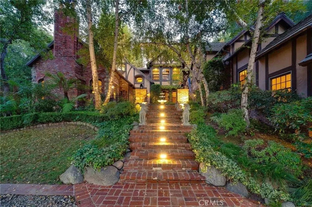 5200 Jessen Drive, La Canada Flintridge