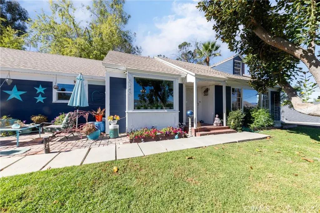 5245 King, Riverside