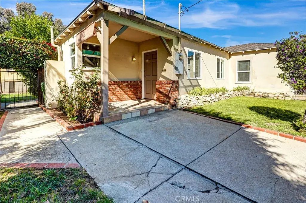 7541 Hillrose St., Tujunga