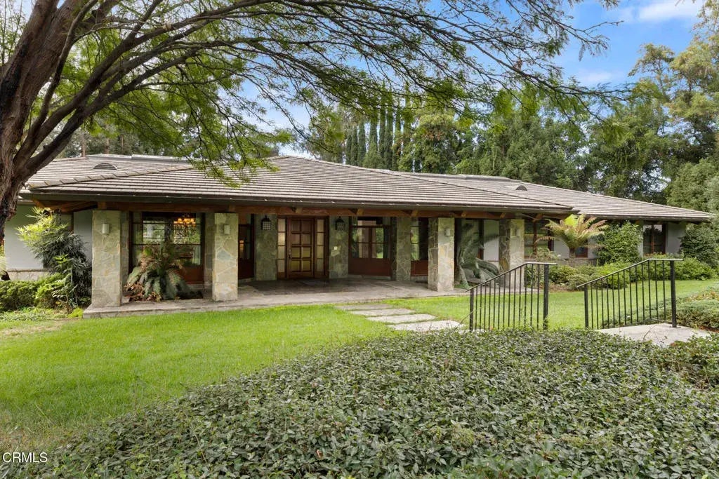 921 Chapea Road, Pasadena