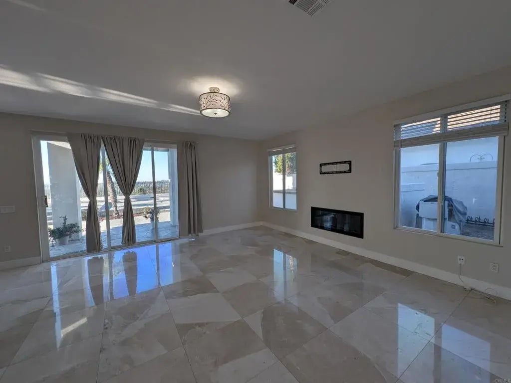 743 Terra Nova Dr, Chula Vista