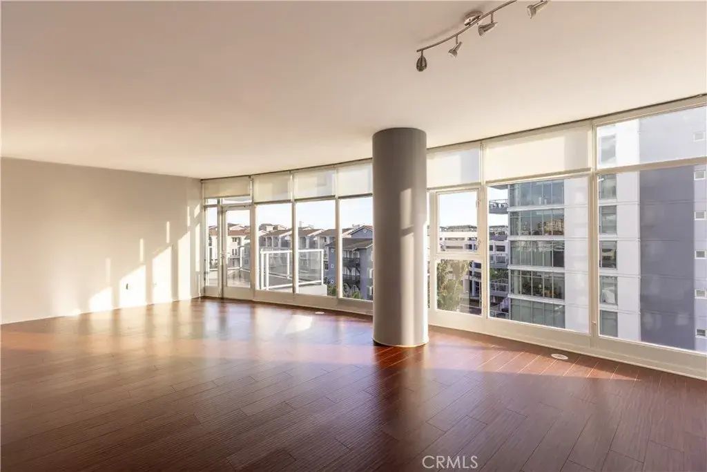 400 W Ocean Boulevard 402, Long Beach