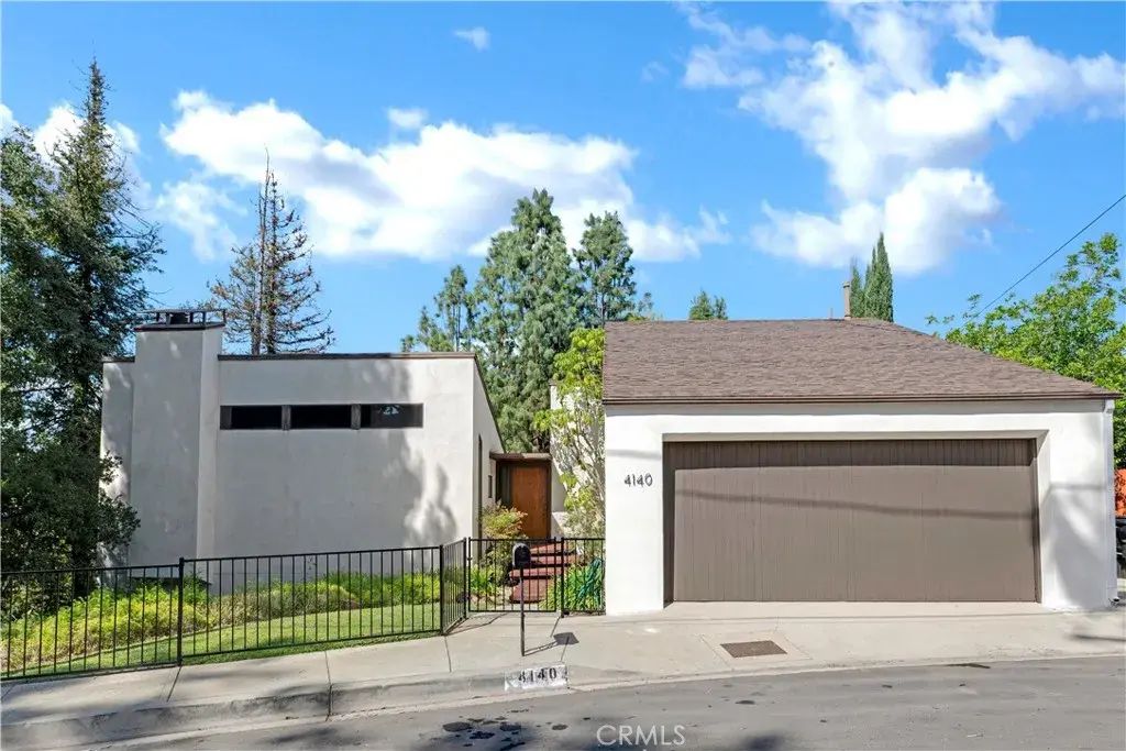4140 Cachalote Street, Woodland Hills