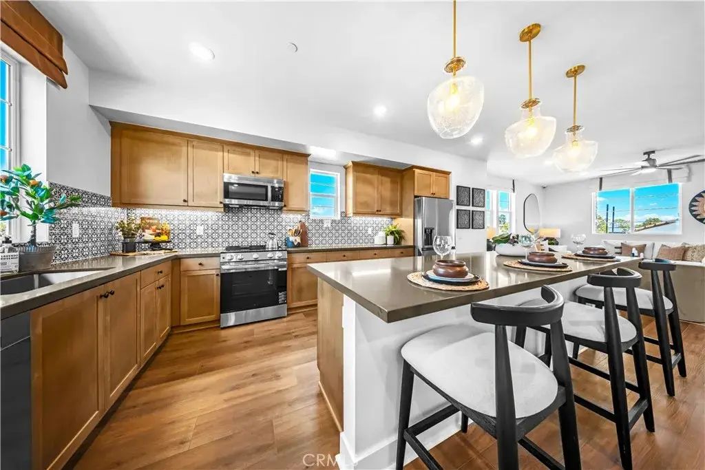 2861 Via Descanso, Camarillo