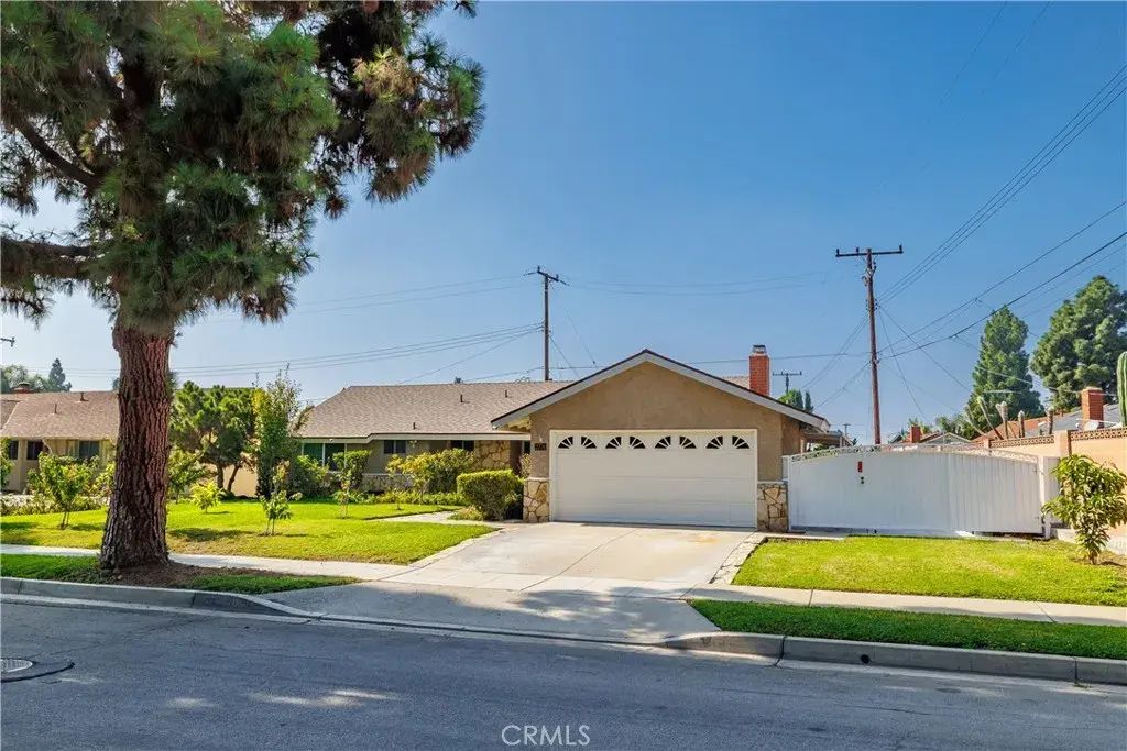 2776 N Beechwood, Orange