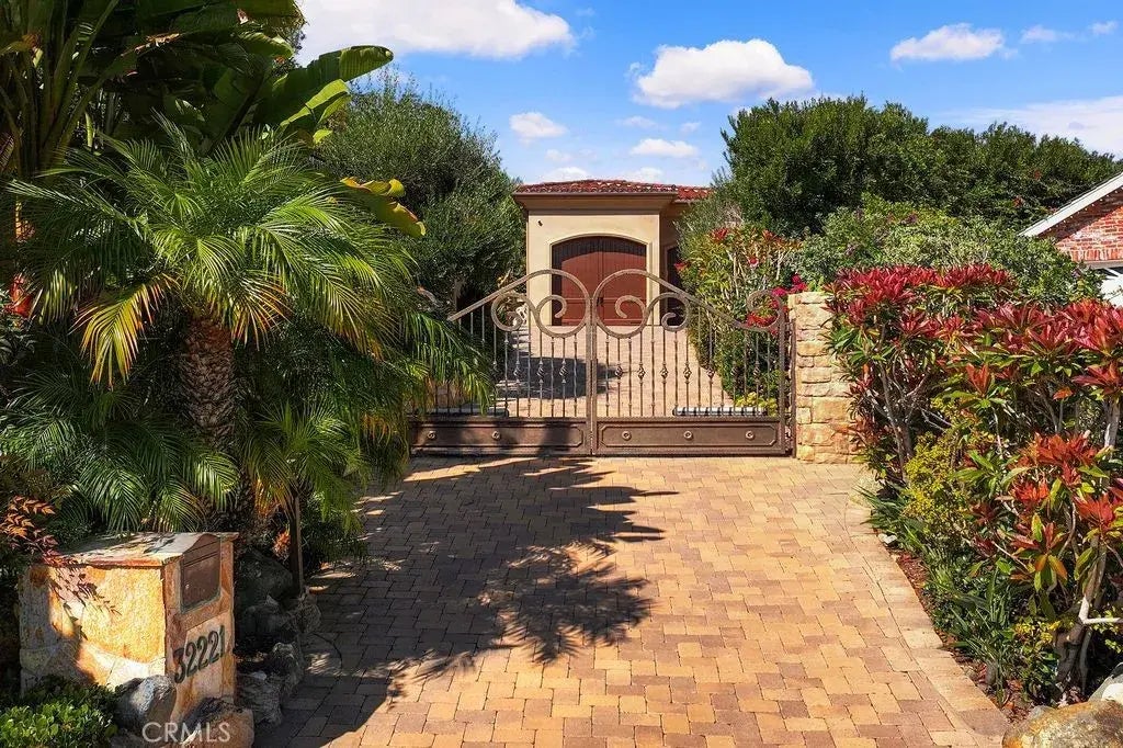 32221 Azores Drive, Dana Point