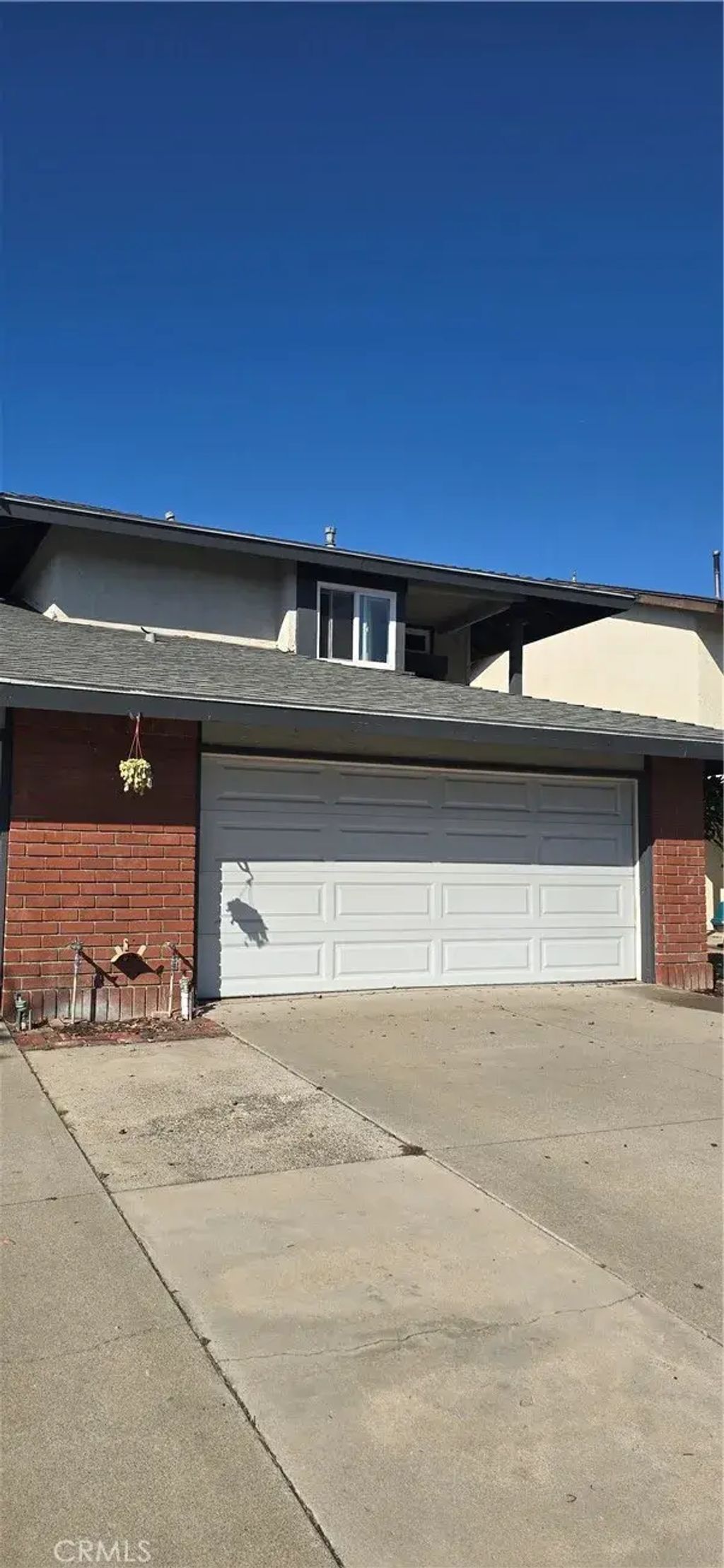 266 Foley, Orange