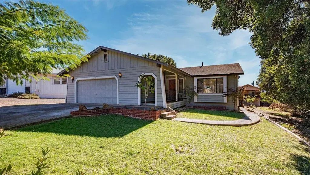 18413 Deer Hill Road, Hidden Valley Lake