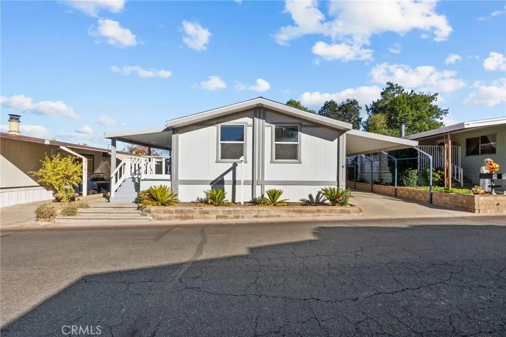 31318 Lakehills Rd 8, Castaic
