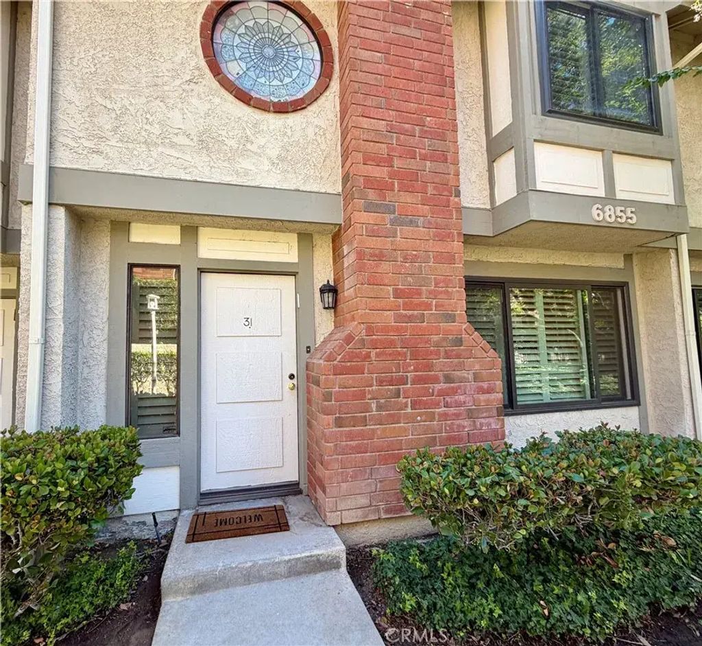 6855 Valley Circle, West Hills