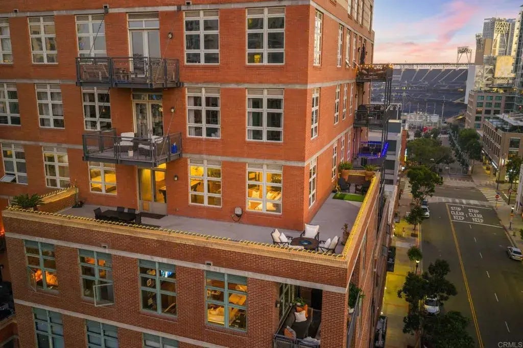 877 Island Avenue 701, 