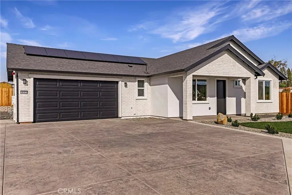 621 Castle Drive, Paradise