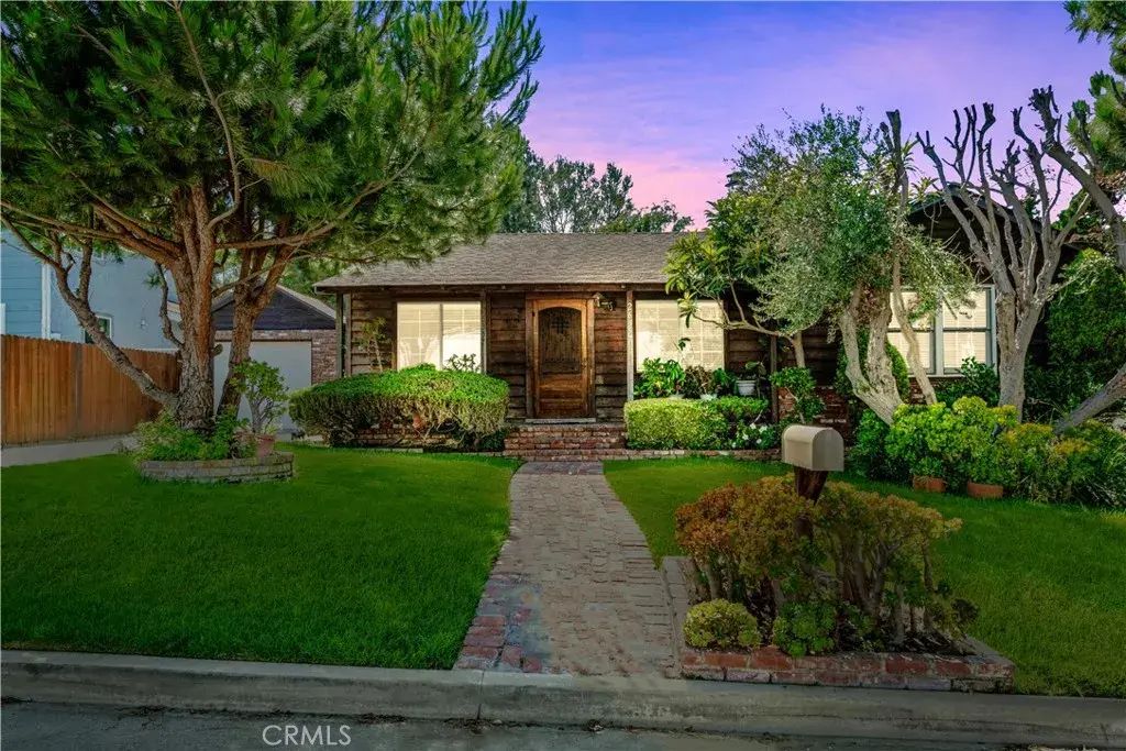 26357 Hillcrest Avenue, Lomita