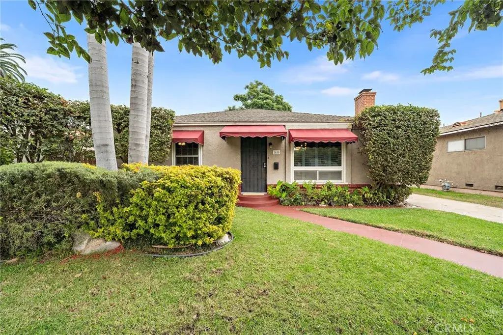 2480 Oregon Avenue, Long Beach