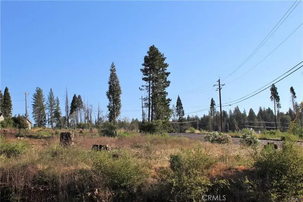 13925 Creston, Magalia