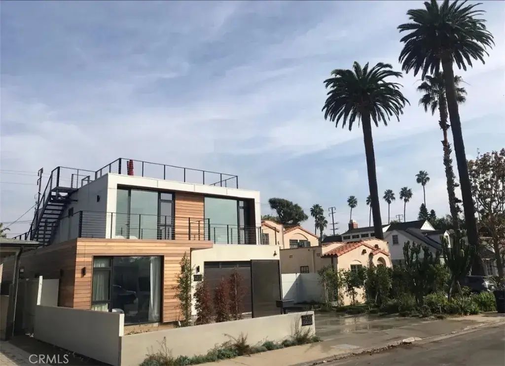 2538 Tilden Avenue, Los Angeles