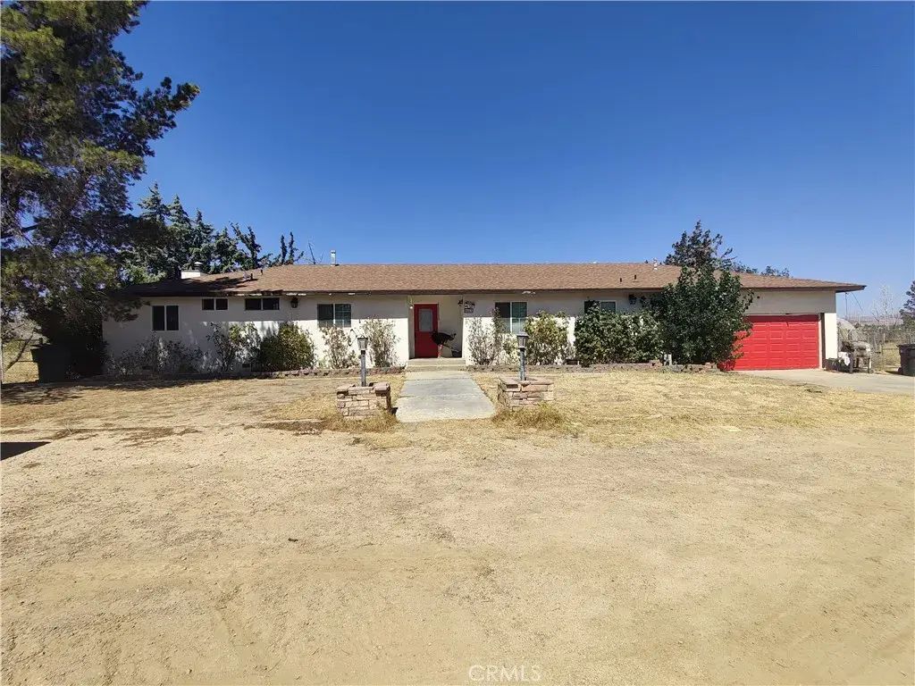 8043 Mojave Tropico Road, Mojave