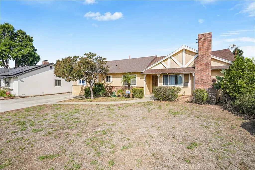 1537 E Eckerman Avenue, West Covina