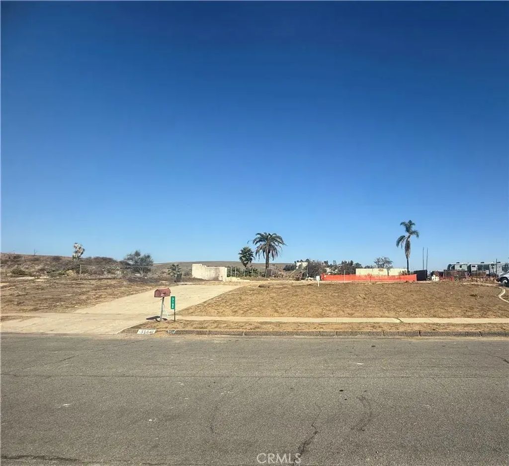 3184 Old Coach, Camarillo