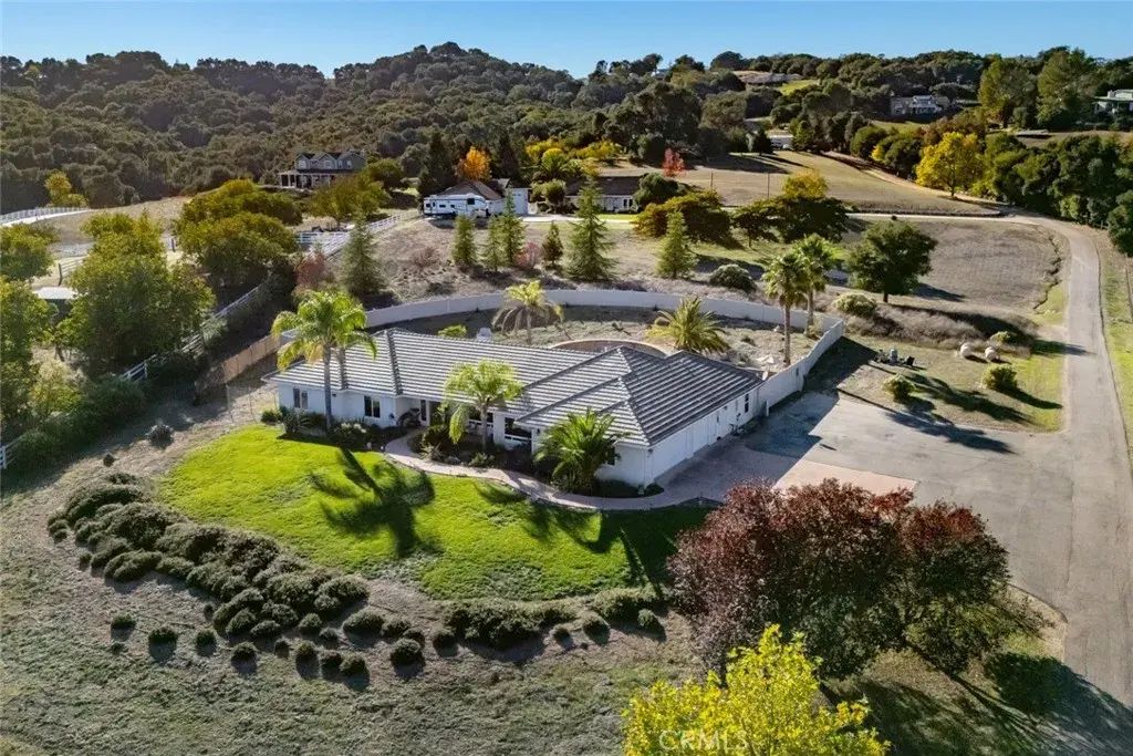 2700 Ardilla Road, Atascadero