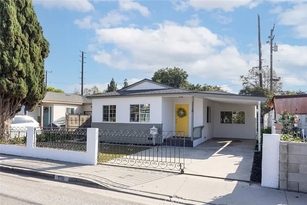 1118 E Joel, Carson
