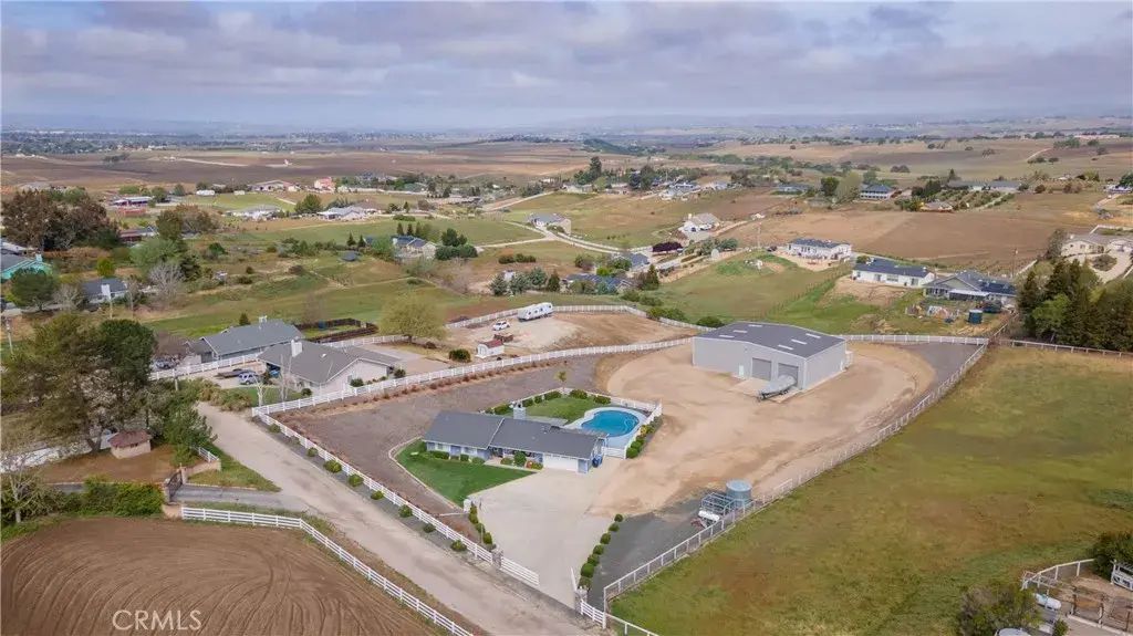 8425 Settlers Place, Paso Robles