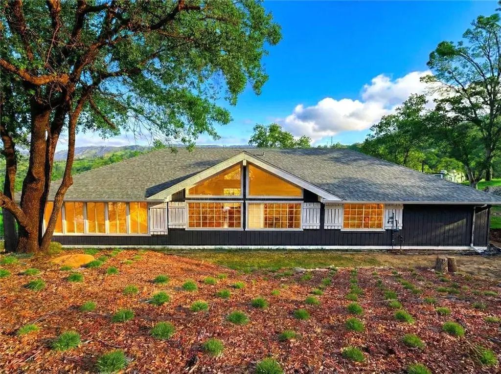 23224 Granite Creek Lane, Clovis