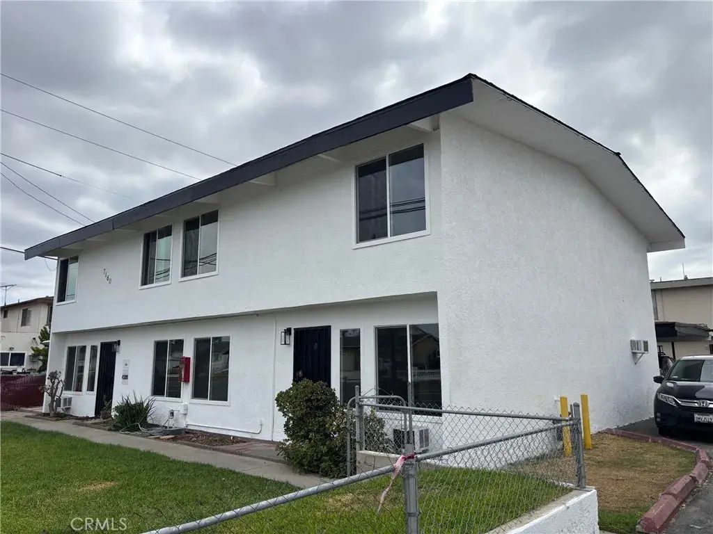 7160 Cerritos, Stanton