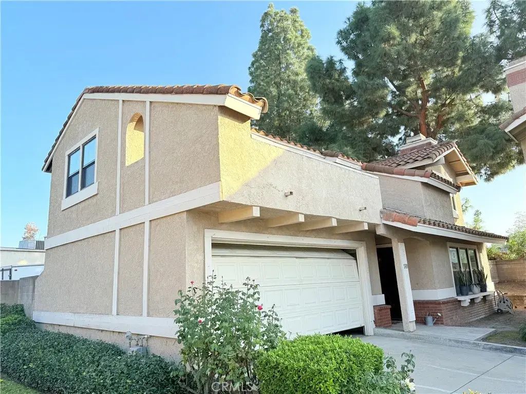 1749 Compromise Line, Glendora