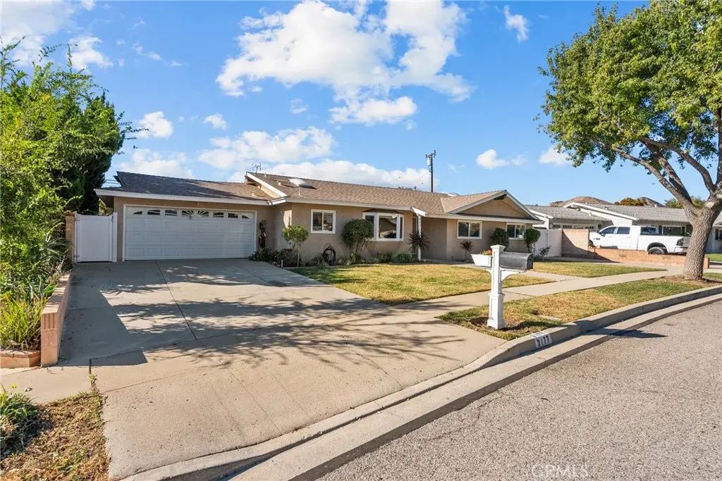 3177 Austin, Simi Valley