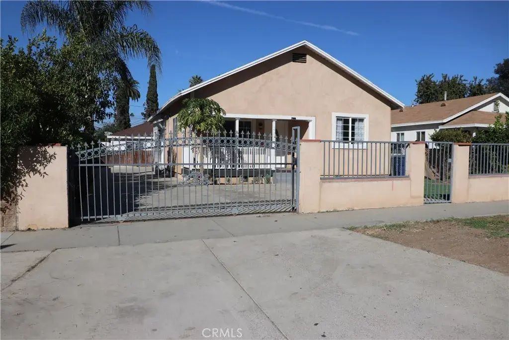 1971 7th, Riverside