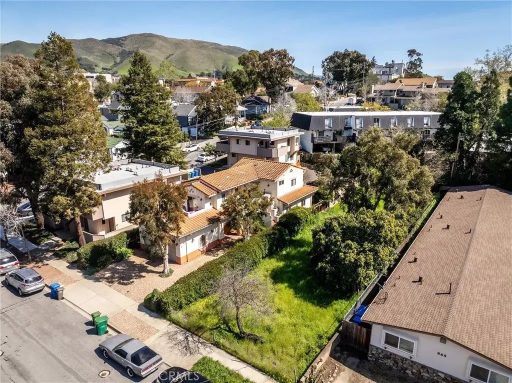 879 Walnut, San Luis Obispo