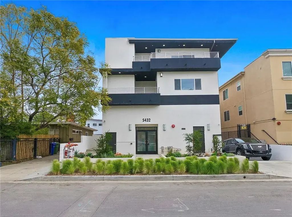 5432 Hermitage Ave 102, Valley Village