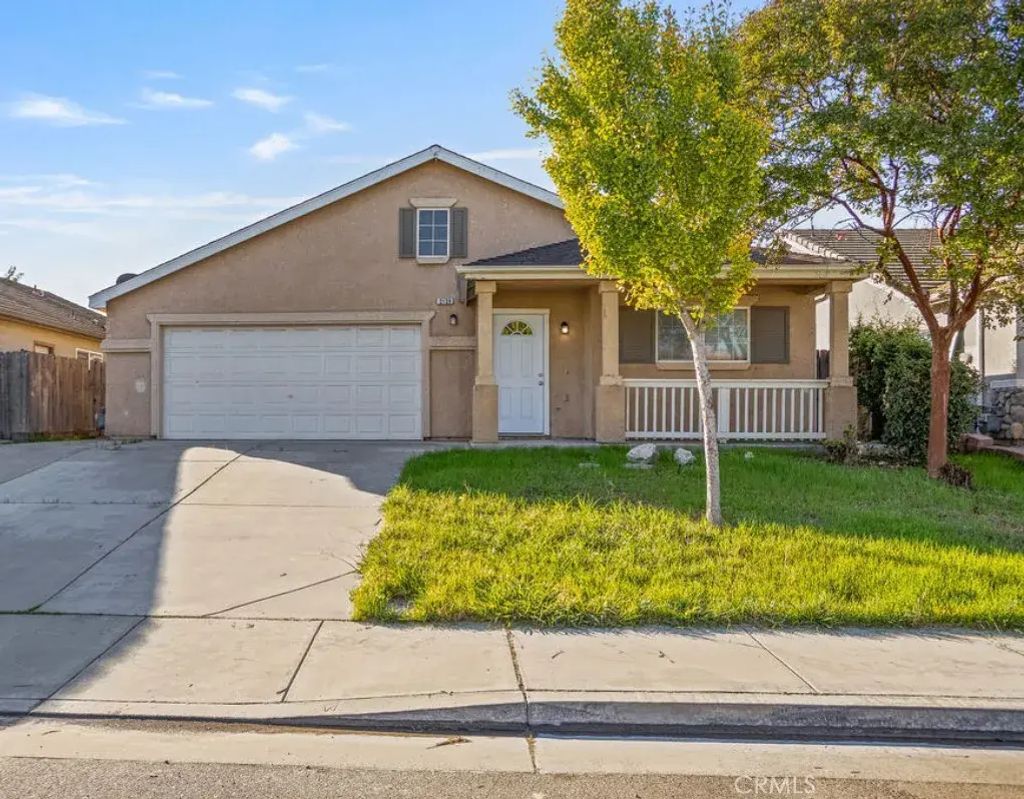 2139 W Chesler, Merced